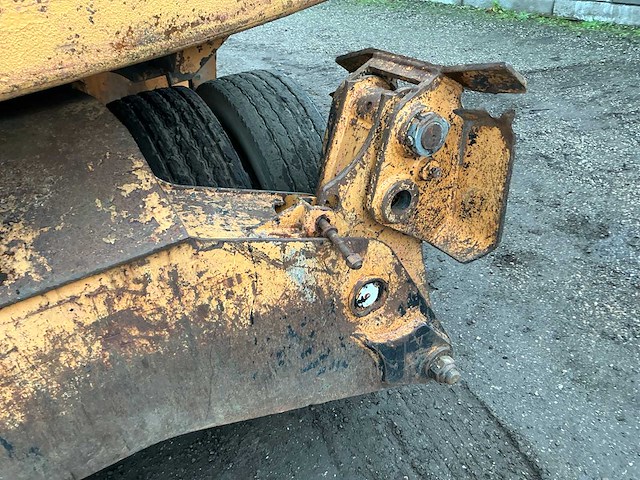 Case 688b-p banden graafmachine - afbeelding 25 van  40