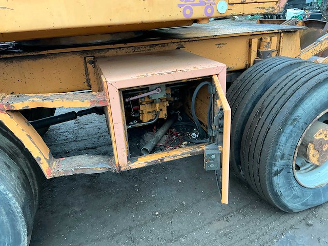 Case 688b-p banden graafmachine - afbeelding 26 van  40