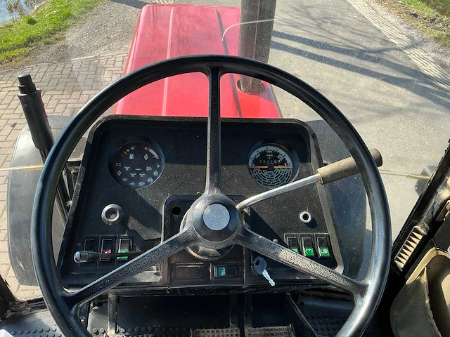 Case 745xl tweewielaangedreven landbouwtractor - afbeelding 27 van  31