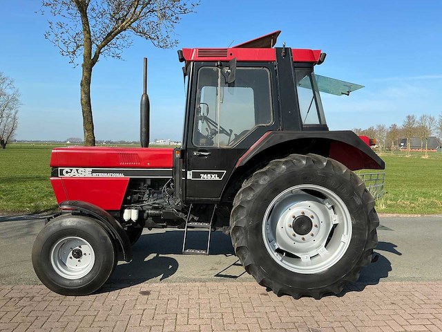 Case 745xl tweewielaangedreven landbouwtractor - afbeelding 5 van  22