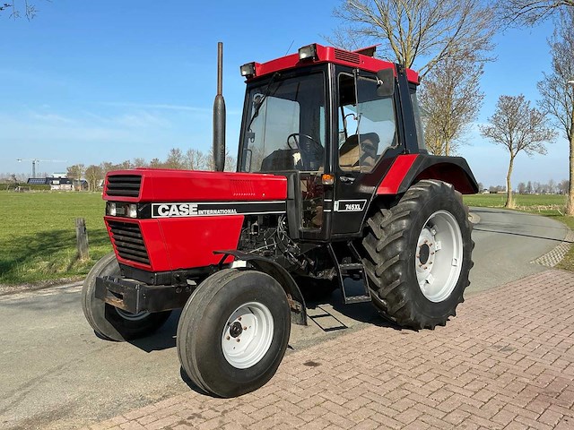 Case 745xl tweewielaangedreven landbouwtractor - afbeelding 10 van  22