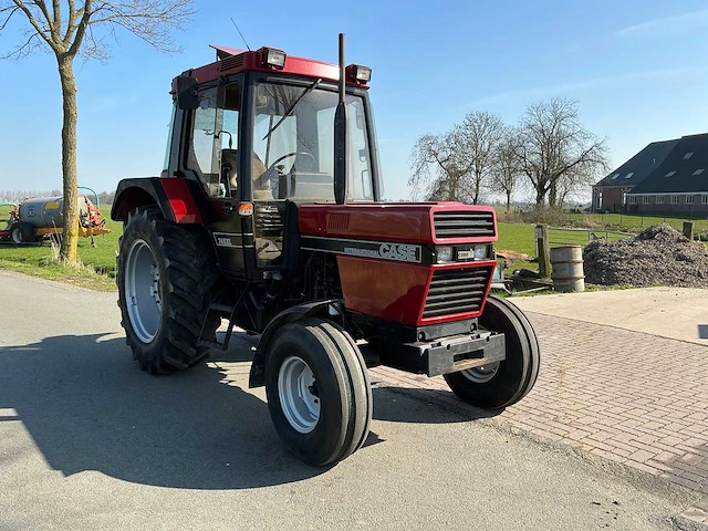 Case 745xl tweewielaangedreven landbouwtractor - afbeelding 19 van  22