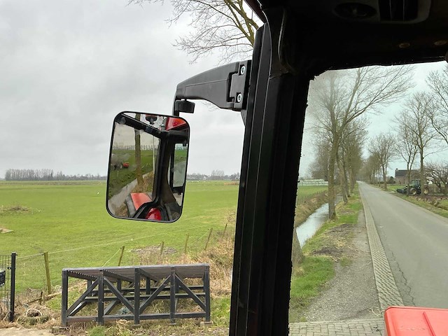 Case ih 856 xl 40 km / lucht vierwielaangedreven landbouwtractor - afbeelding 29 van  36