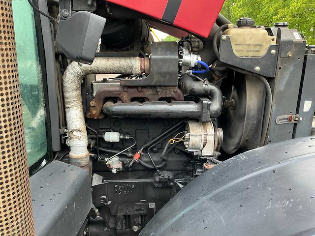 Case ih mx 100c maxxum vierwielaangedreven landbouwtractor - afbeelding 31 van  35