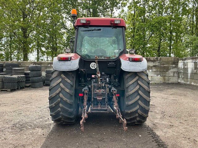 Case ih mx 100c maxxum vierwielaangedreven landbouwtractor - afbeelding 23 van  35