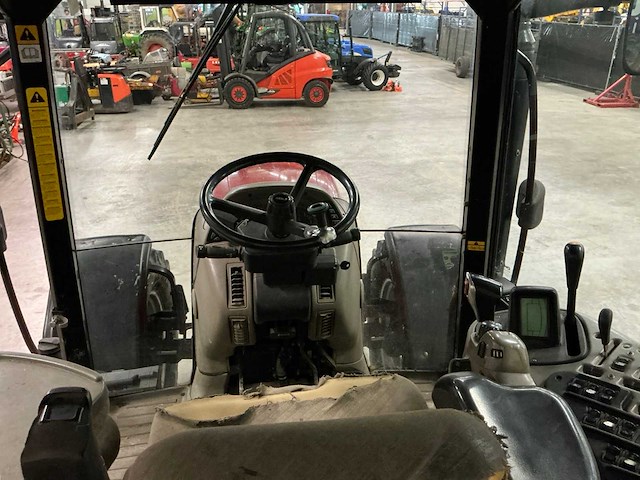 Case ih mxu125 vierwielaangedreven landbouwtractor - afbeelding 13 van  26