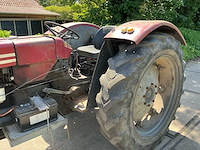 Case internationaal 624 oldtimer tractor - afbeelding 4 van  21