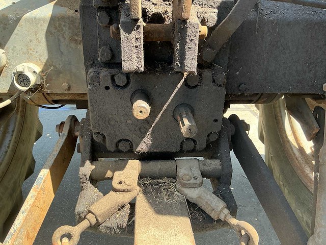 Case internationaal 624 oldtimer tractor - afbeelding 5 van  21