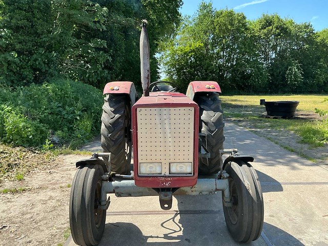 Case internationaal 624 oldtimer tractor - afbeelding 10 van  21
