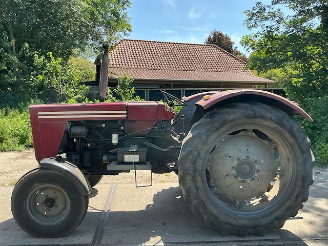 Case internationaal 624 oldtimer tractor - afbeelding 17 van  21