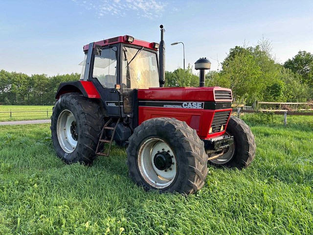 Case international - 1988 - 1455 xl - vierwielaangedreven landbouwtractor - afbeelding 10 van  36