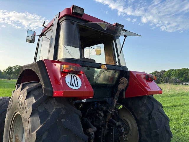 Case international - 1988 - 1455 xl - vierwielaangedreven landbouwtractor - afbeelding 15 van  36