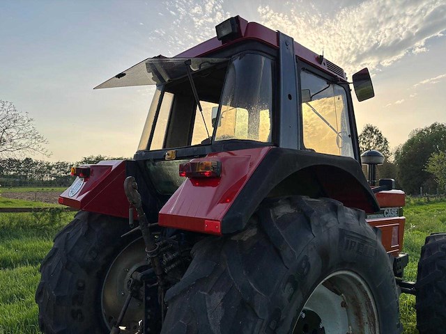 Case international - 1988 - 1455 xl - vierwielaangedreven landbouwtractor - afbeelding 16 van  36