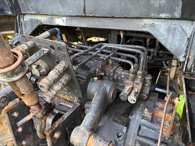 Case international - 1988 - 1455 xl - vierwielaangedreven landbouwtractor - afbeelding 21 van  36