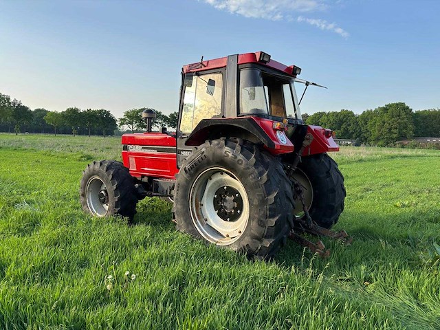 Case international - 1988 - 1455 xl - vierwielaangedreven landbouwtractor - afbeelding 6 van  36