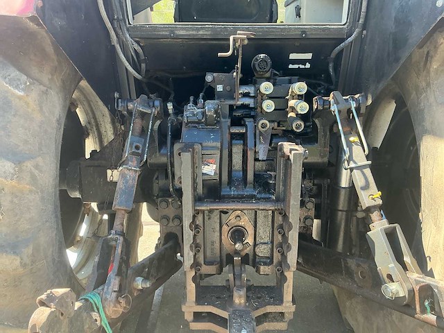 Case international 5140 vierwielaangedreven landbouwtractor - afbeelding 13 van  28
