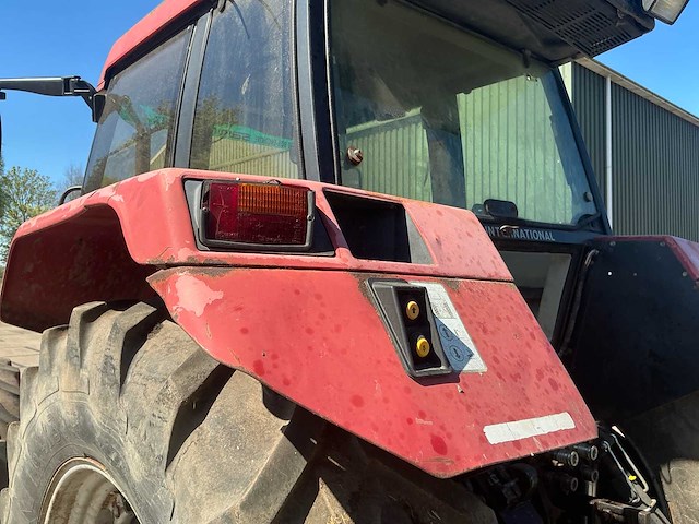 Case international 5140 vierwielaangedreven landbouwtractor - afbeelding 28 van  28