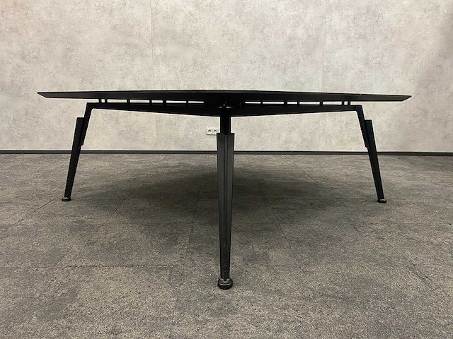 Case01/ alternativ - 8p design conferentieset 180x180 - afbeelding 7 van  24