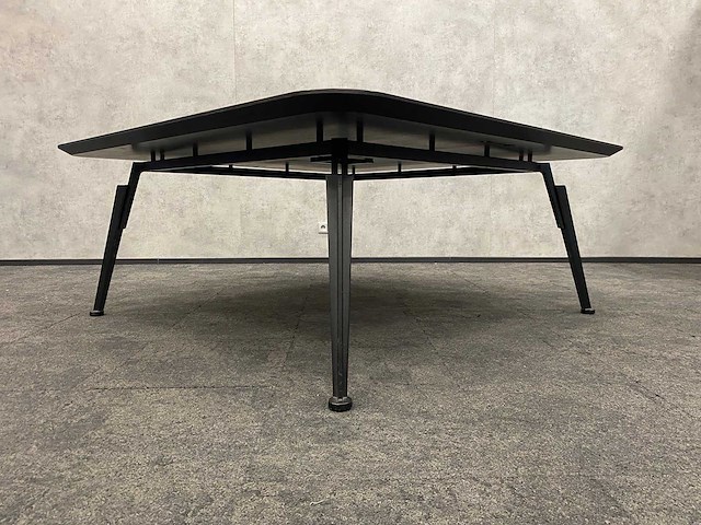 Case01/ alternativ - 8p design conferentieset 180x180 - afbeelding 8 van  24
