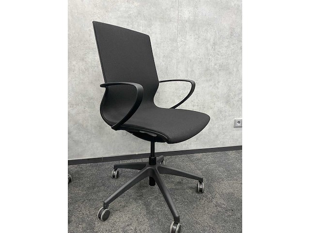 Case01/ alternativ - 8p design conferentieset 180x180 - afbeelding 24 van  24