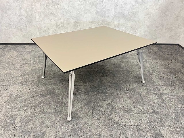 Case01/ mpiu juliette - 4p design opstelling 150x125 - afbeelding 11 van  21