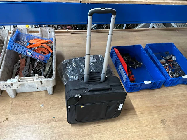 Caselogic 17,3 “ laptoptrolley (2x) - afbeelding 2 van  4