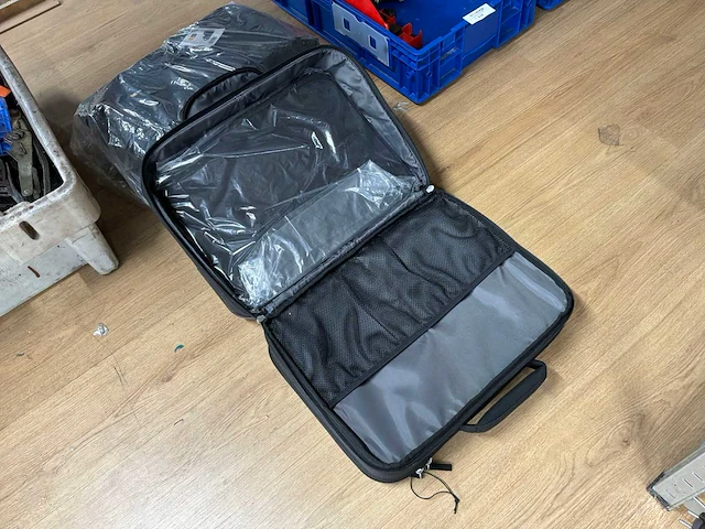 Caselogic 17,3 “ laptoptrolley (2x) - afbeelding 3 van  4
