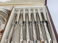 Casette met verzilverd bestek - afbeelding 8 van  11