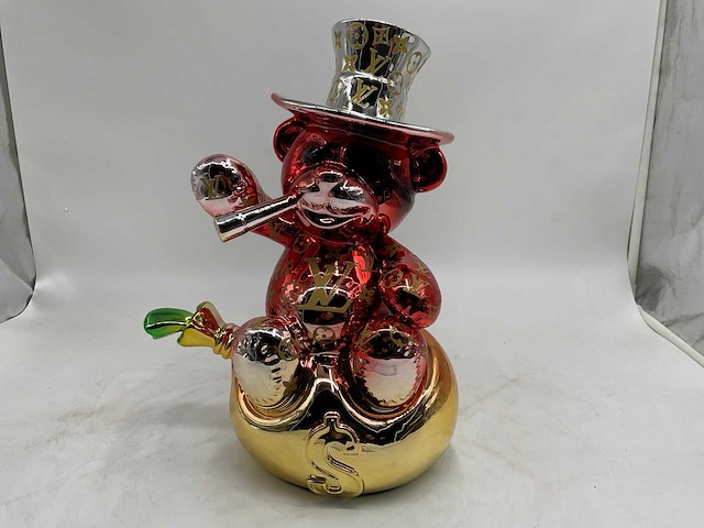 Cash bear sculptuur - afbeelding 1 van  9