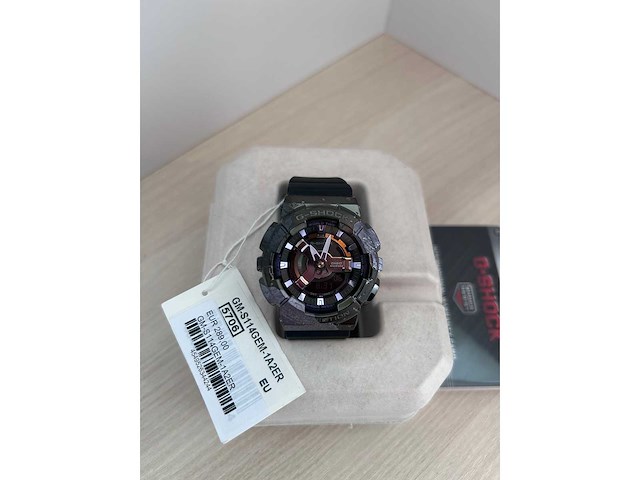 Casio - g-shock - gm-s114gem-1a2er - polshorloge - afbeelding 2 van  4