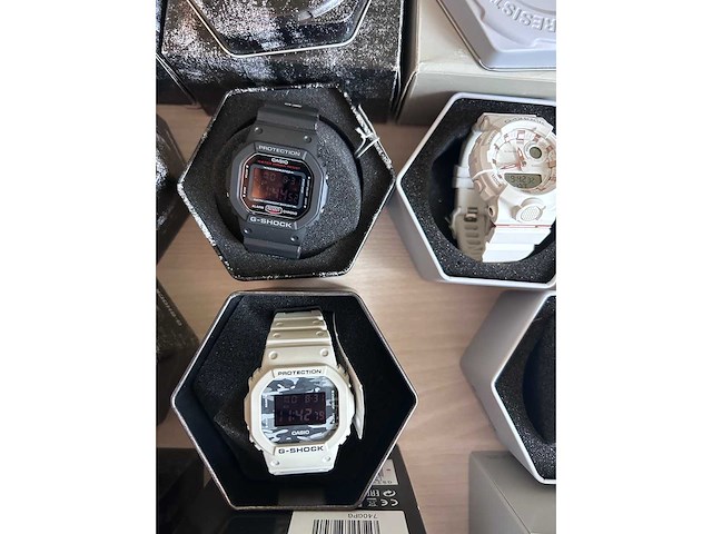 Casio - g-shock - polshorloge (13x) - afbeelding 4 van  6