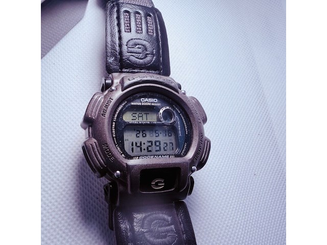 Casio g-shock met doos en originele band - afbeelding 1 van  8