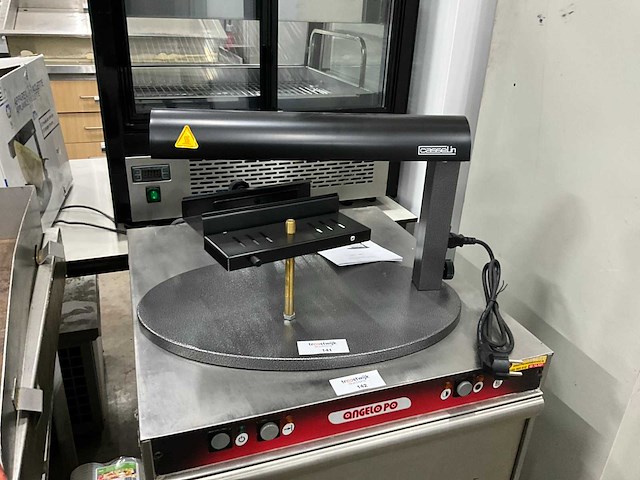 Casselin raclette kaas smelter - afbeelding 5 van  5