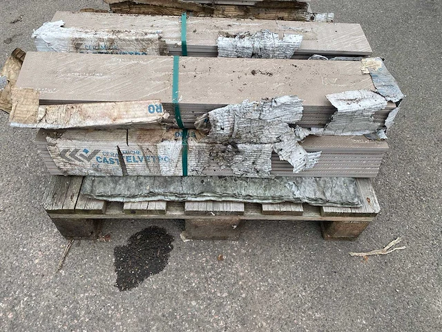 Castel - hout look - 80x15 cm - 6,24m2 - wandtegel - afbeelding 6 van  6