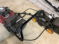 Castelgarden grasmaaier - afbeelding 1 van  5