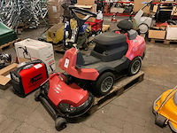 Castelgarden zitmaaier - afbeelding 1 van  7