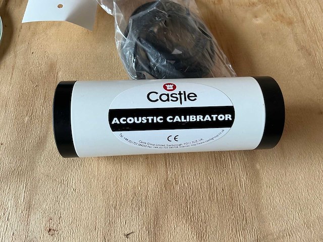 Castle - sound level meter (2x) - afbeelding 4 van  5