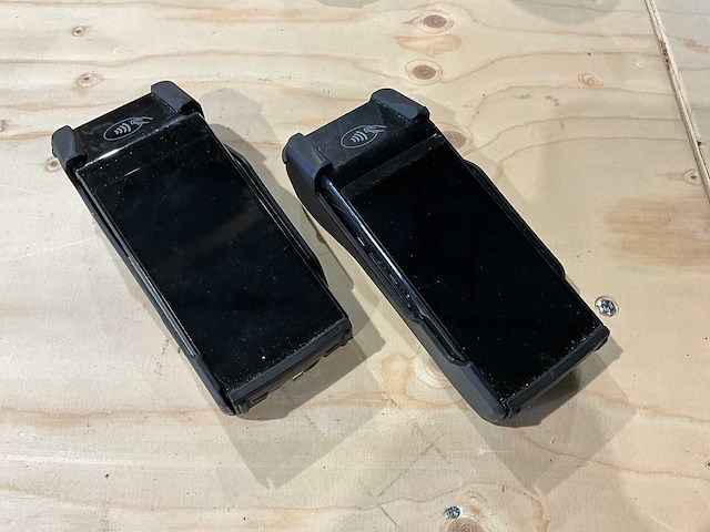 Castles - saturn 1000 - pinautomaat (2x) - afbeelding 1 van  2