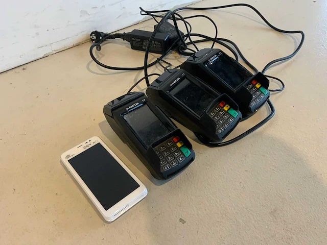 Castles / pax ccv vega3000 3x /a77 1x pinautomaat (4x) - afbeelding 3 van  6