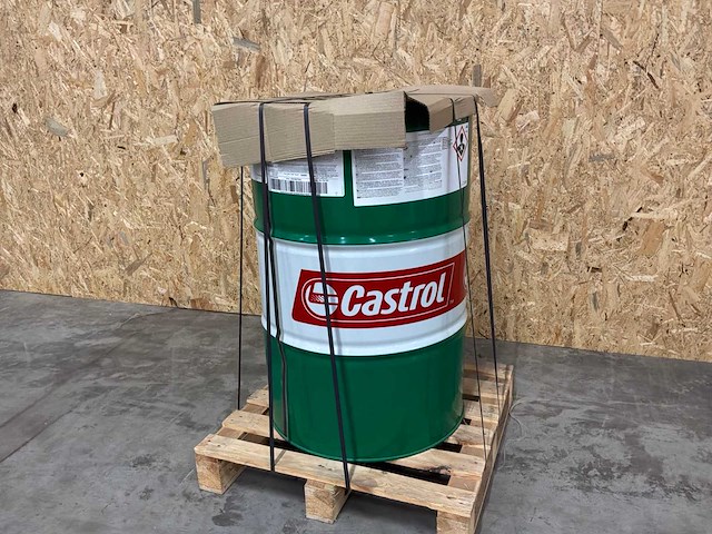 Castrol iloform pn 403 valorub tbv uitstansen en snijden van aluminium lamellen - afbeelding 1 van  7