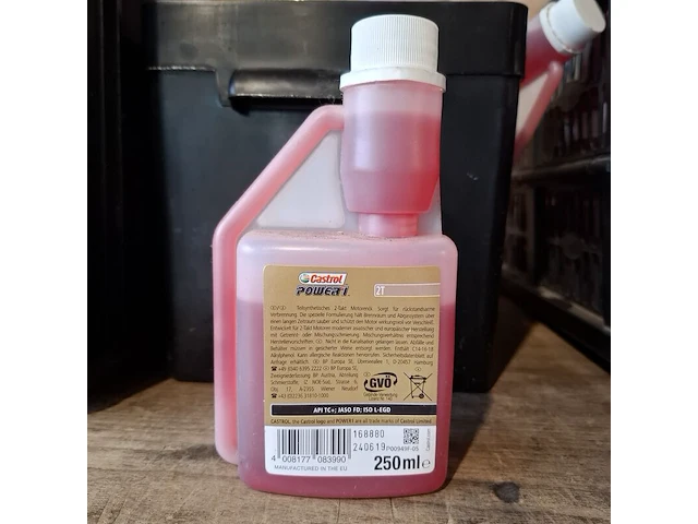 Castrol power 1 2 takt olie partij, castrol, power 1, wit - afbeelding 3 van  3