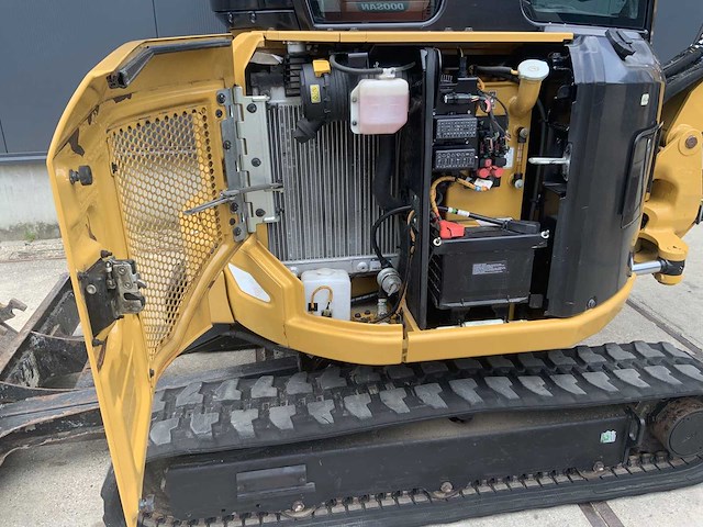 Cat - 2021 - 302.7 - minigraafmachine - afbeelding 3 van  8