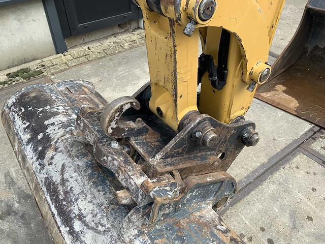 Cat - 2021 - 306 cr - rupsgraafmachine - afbeelding 5 van  29