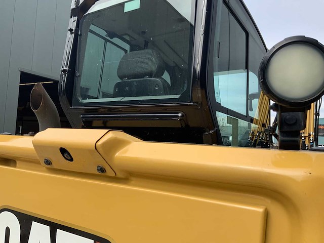 Cat - 2021 - 306 cr - rupsgraafmachine - afbeelding 22 van  29
