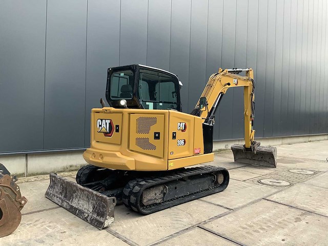 Cat - 2021 - 306 cr - rupsgraafmachine - afbeelding 25 van  29
