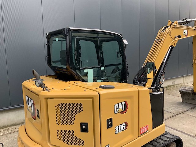 Cat - 2021 - 306 cr - rupsgraafmachine - afbeelding 26 van  29