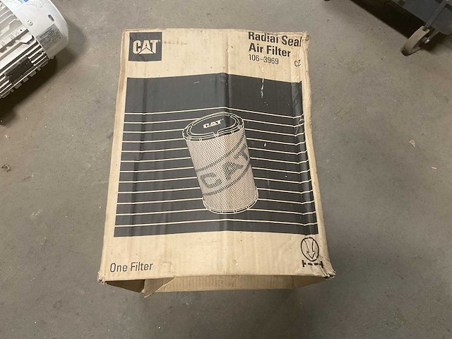 Cat 106-3969 radial seal air filter - afbeelding 2 van  3