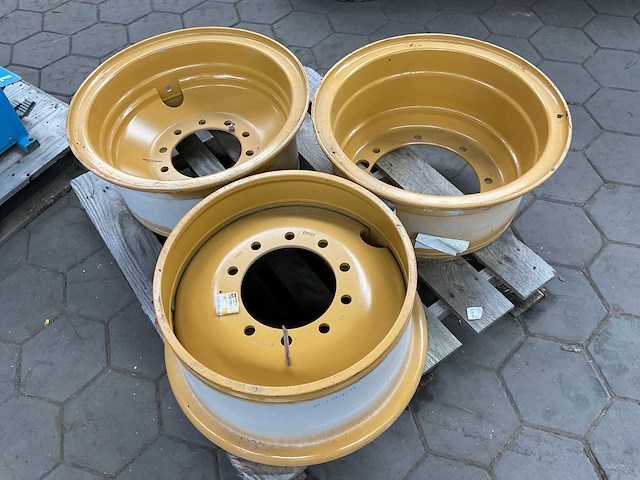 Cat 290-1505 velg (3x) - afbeelding 1 van  5