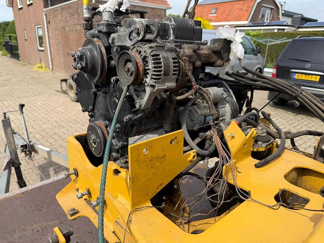 Cat 301.7 d minigraafmachine onderwagen - afbeelding 4 van  7