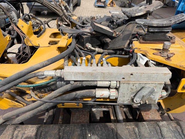 Cat 301.7 d minigraafmachine onderwagen - afbeelding 5 van  7